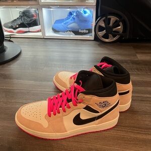 Jordan Air Jordan 1 Mid“Crimson Tint”SE Men 9.5